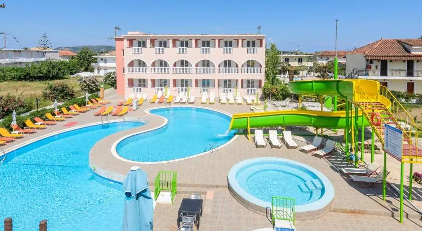 Savvas-Deval Hotel - Image 1