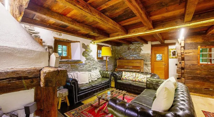 Le Chalet du Coq Rouge - Image 1