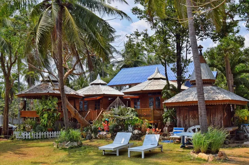 Sabaijit Resort Pranburi - Image 1