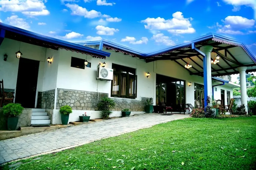 Kandy Moon Hills Hotel - Image 1