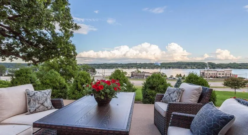 River View Lodge - Image 1