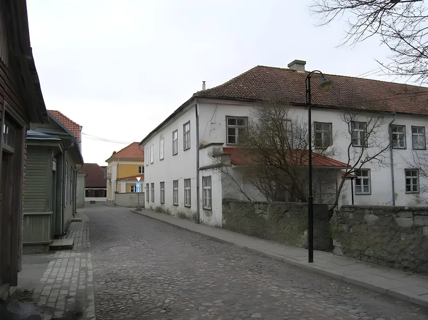 Kohtu Apartment Cozy - Image 1