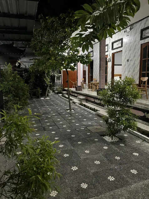 D nux House - Image 1