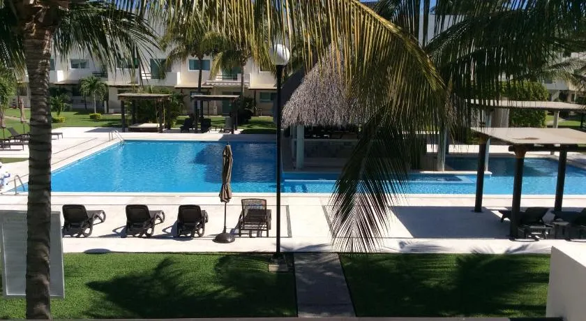 Villa Perfecta Zona Diamante - Image 1