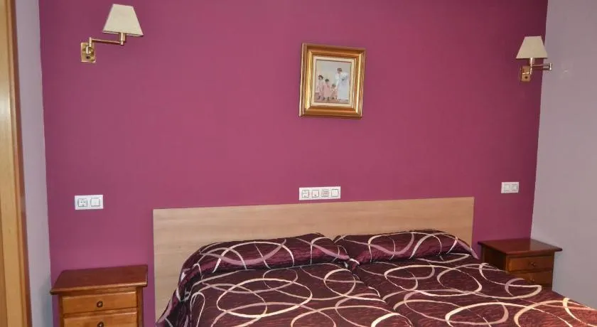 Hostal Arévacos - Image 1