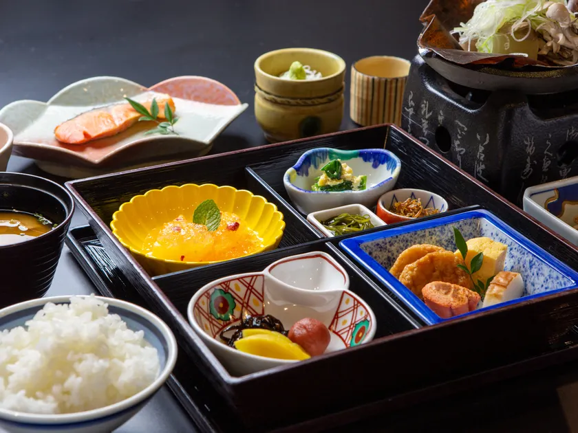 Gero Onsen Yuasobi no Yado Gero Kanko Hotel Honkan - Image 1