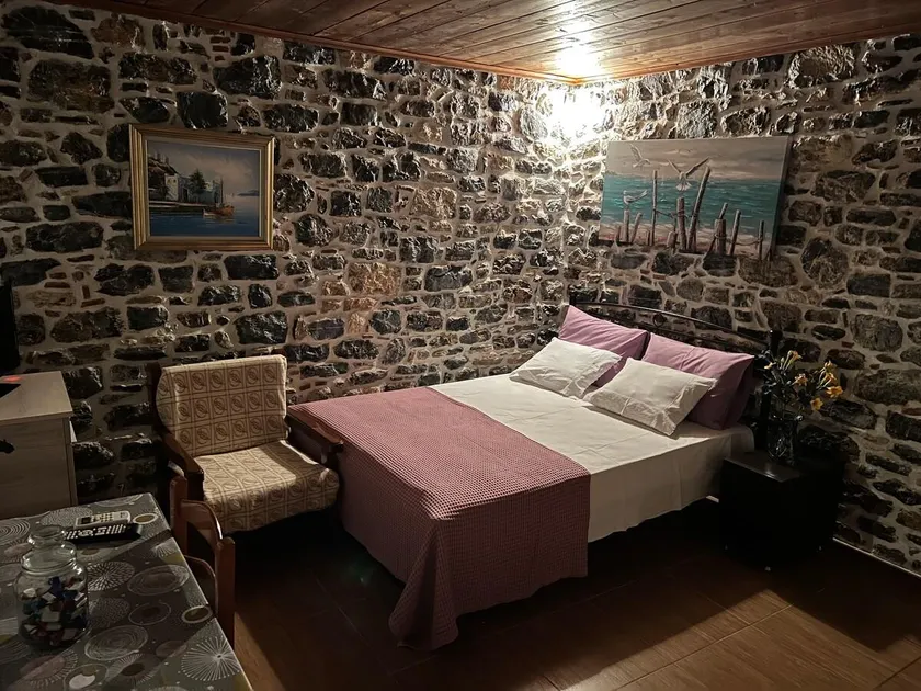 Mountain House - Image 1