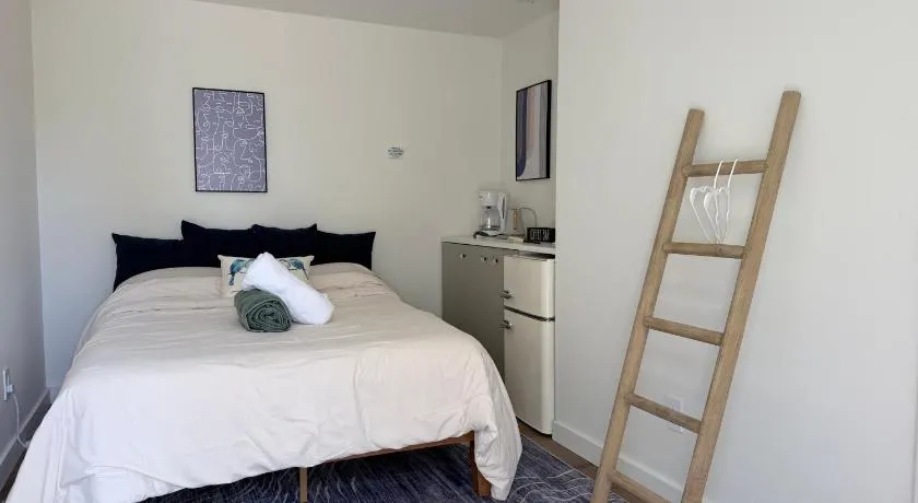 Private Guest Suite Near Berkeley - Image 1