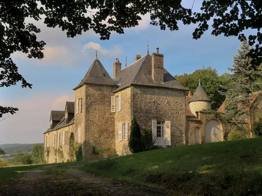 Cosy Castle with Pool in Onlay - Image 1