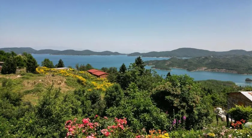 Guesthouse Mitsiopoulou - Image 1