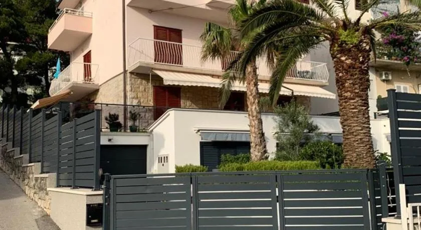 Villa Vranic Apartments - Image 1