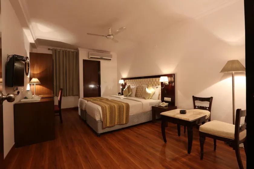 Hotel The Class, Delhi Airport - Image 1
