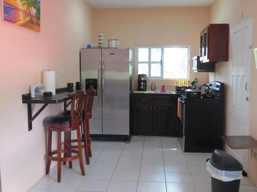 LAKE VIEW CONDO - Image 1