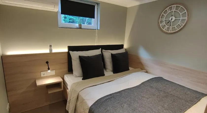 Five Studios - Premium Rooms with King Size Bed, Kitchen, AC, close to Ramstein Air Base - Image 1