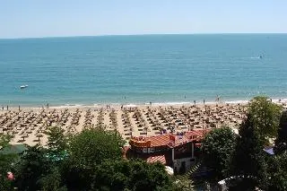Hotel Ambassador - Free Parking - Image 1