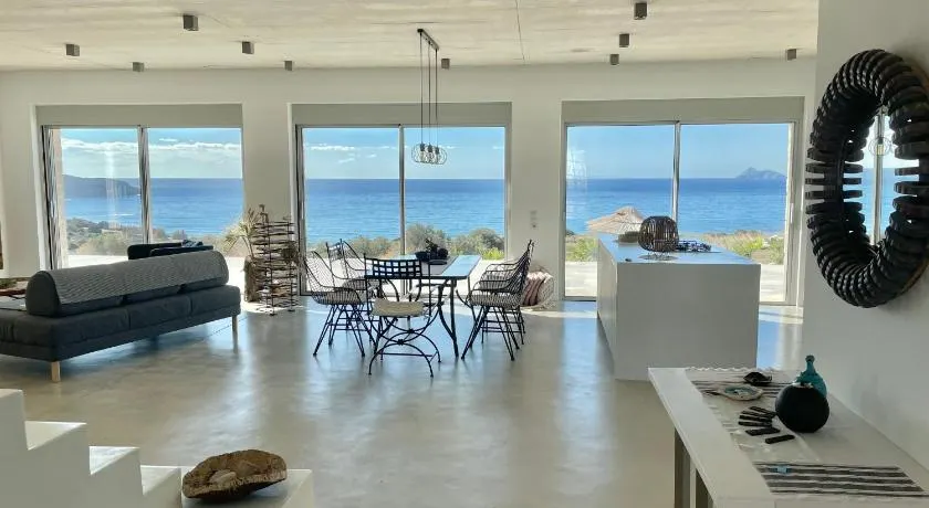 Komos Beach Estate - Image 1