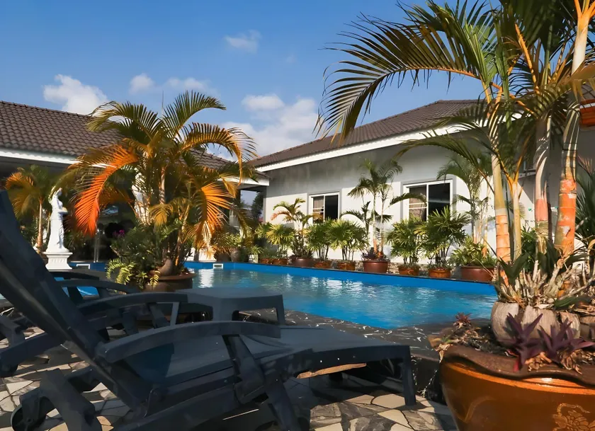 MB House Resort - Image 1