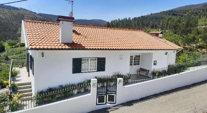 Casa de Vilarinho - Image 1