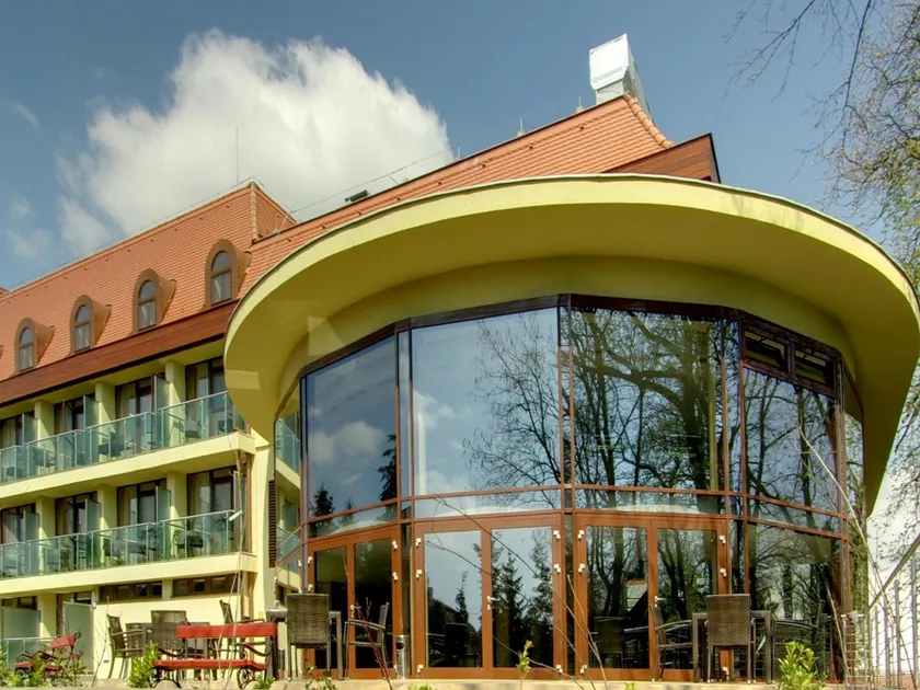 Wellness Hotel Gyula - Image 1