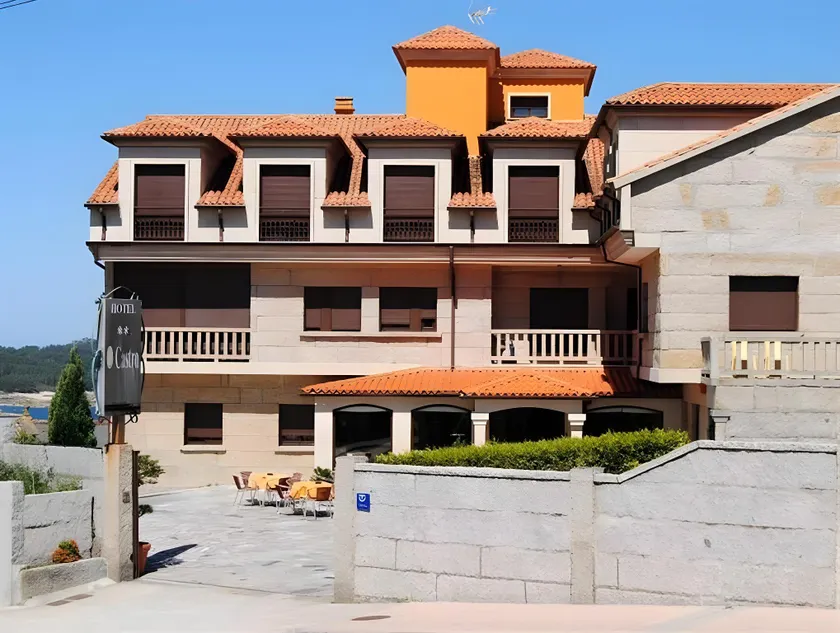 Hotel O Castro - Image 1