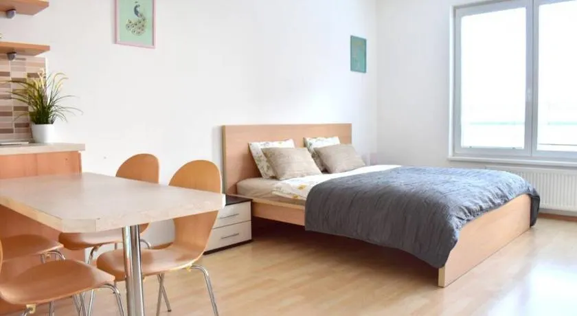 Modern apartments - Airport 8mins - Image 1