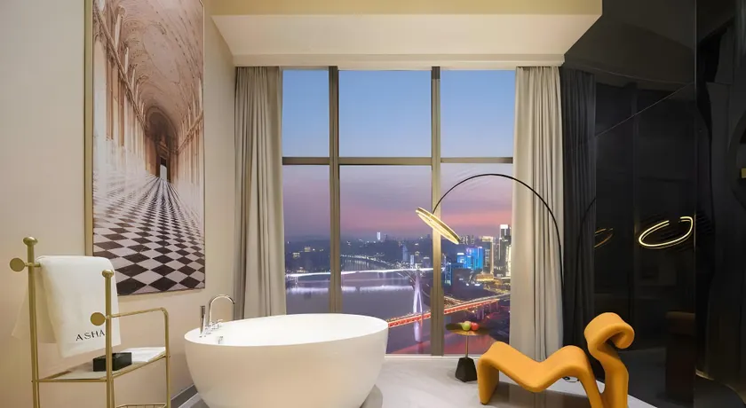 Ouchen International River View Hotel Jiefangbei Raffles City Chongqing - Image 1