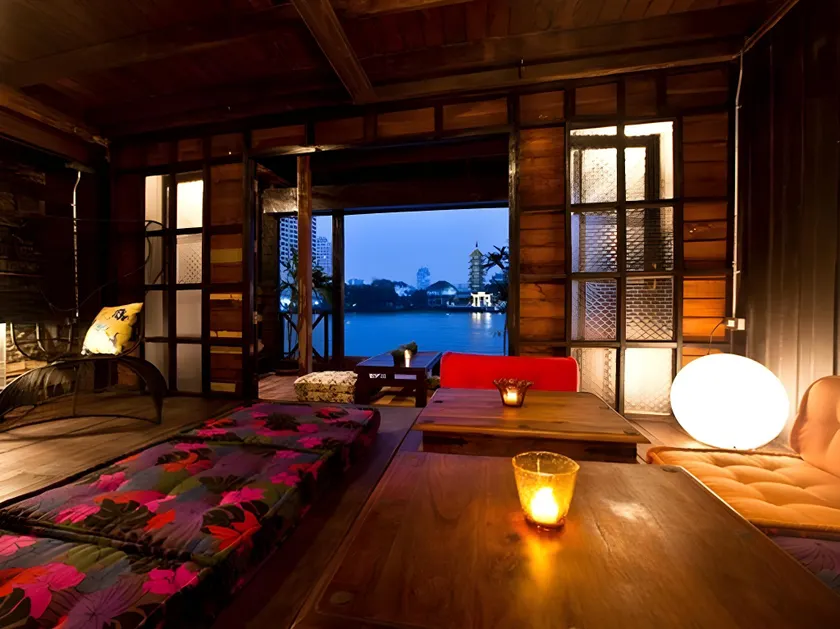 Loy La Long Hotel - Image 1