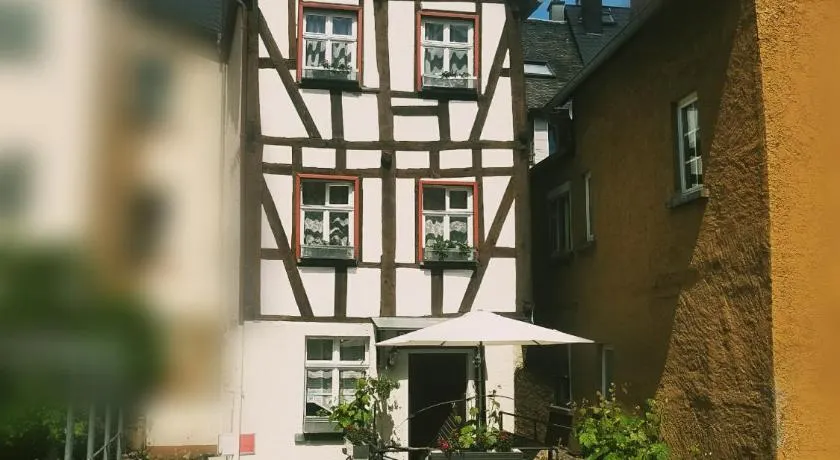 Gästehaus Pension Romantika - Image 1