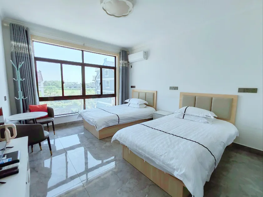 Longyue Homestay - Image 1