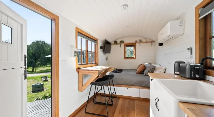 Eldorado Caravan Park - Image 1