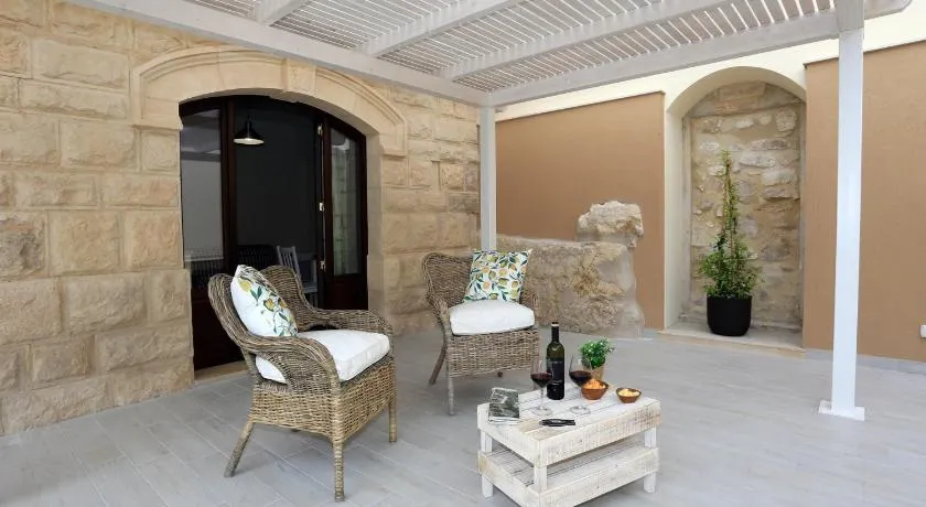 Boutique House Anna Franzò - Image 1