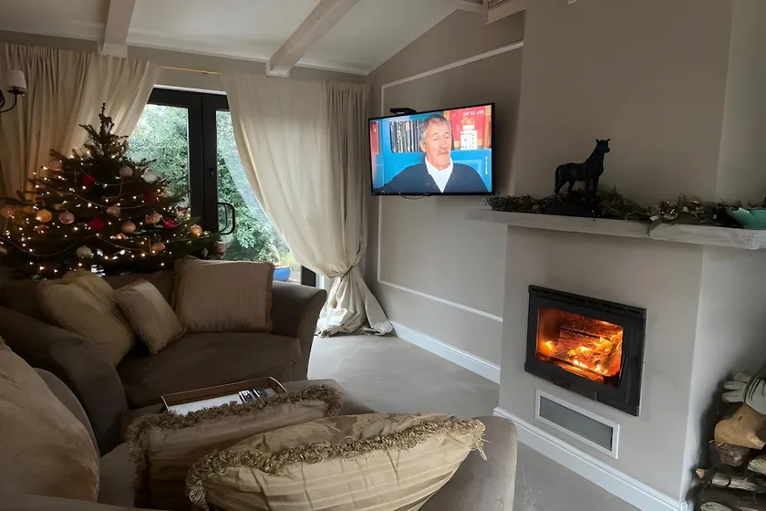 Comfortable holiday home with sauna and whirlpool - Image 1