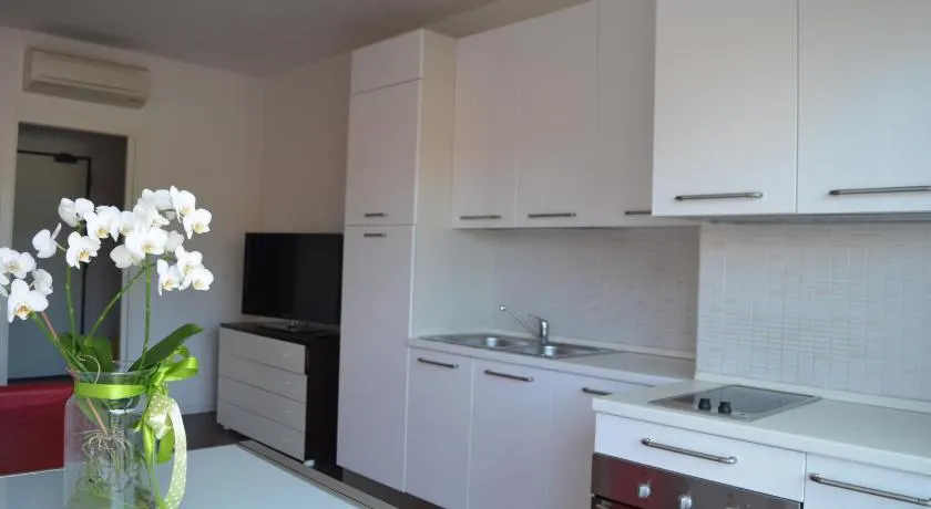 Residence Empire - Image 1