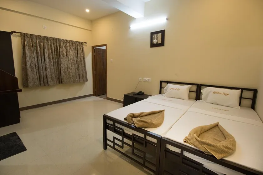 Golden Nest Service Apartment - Image 1
