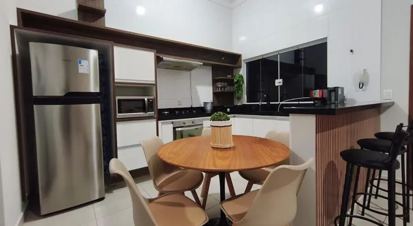 Casa Jd Florença Completa para até 10 pessoas - Image 1