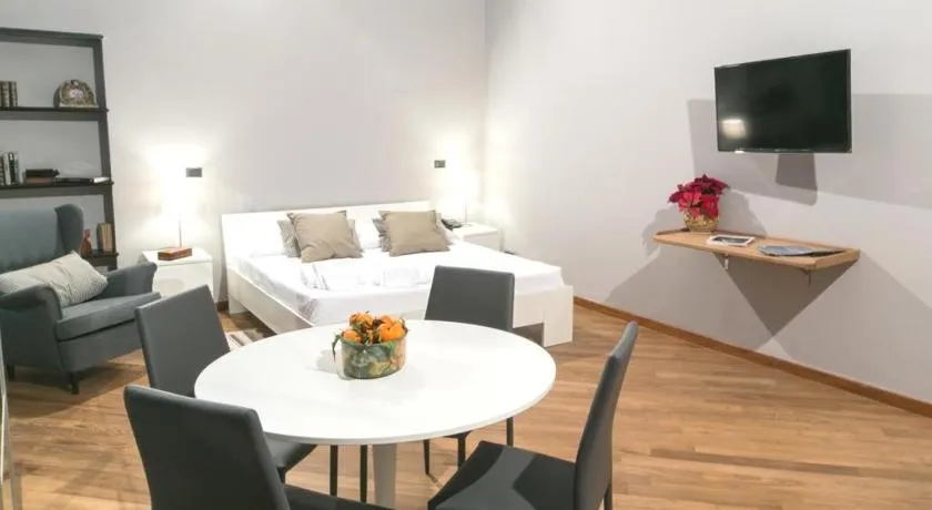 Chiossone Suites - Image 1