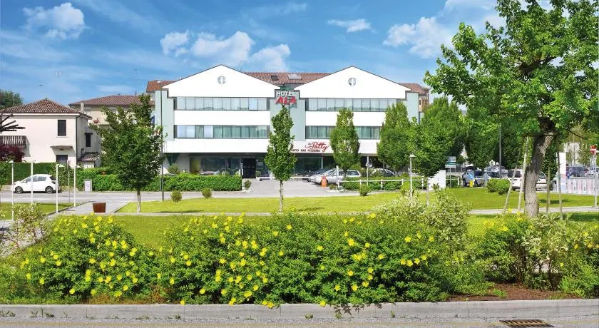 ALA Hotel - Image 1