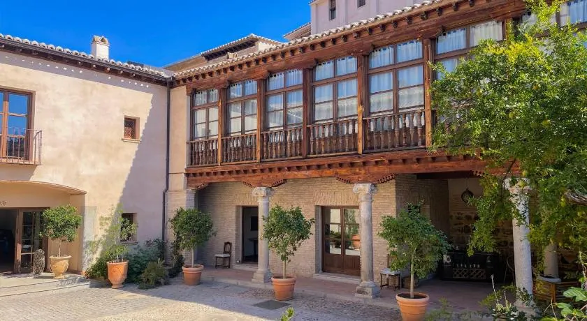 Casa del Armiño - Historic Boutique Hotel in Toledo Old Town - Image 1