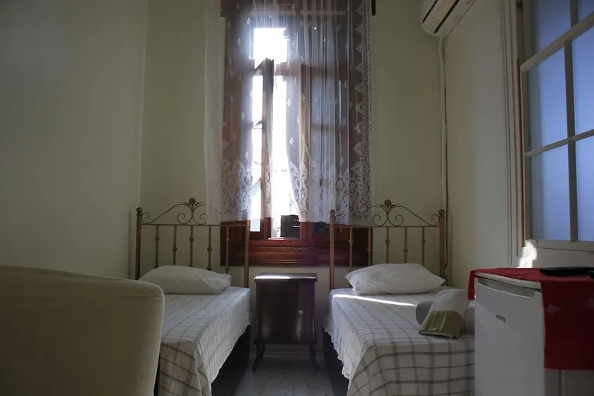 Zeynep Hanım Konukevi - Image 1