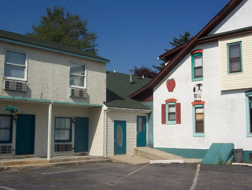 Grannys Motel Frackville - Image 1