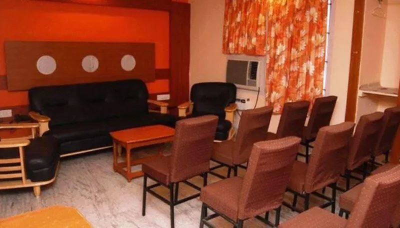Hotel Sky Park - Image 1