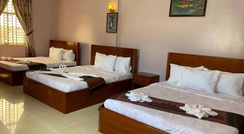 Avocado Guesthouse - Image 1