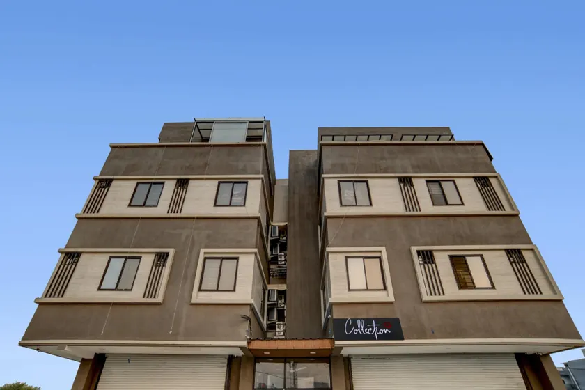 Hotel O Dev's Inn - Image 1