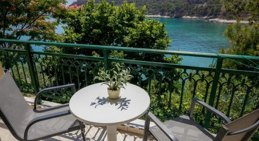 Petra Mare Apartments 2 - Image 1