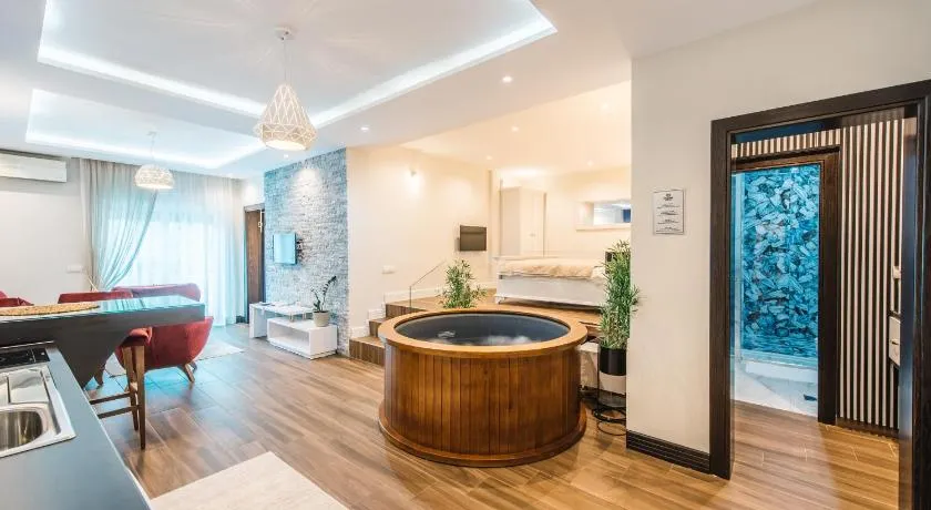 Padam Hotel & SPA - Image 1
