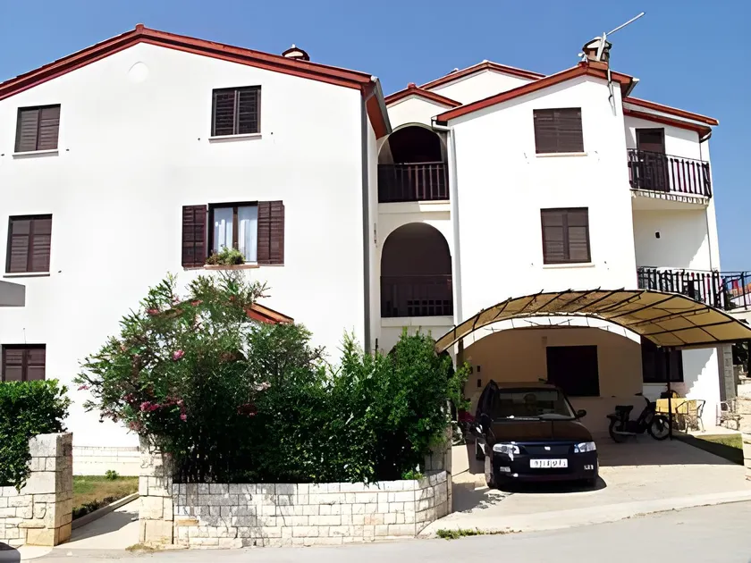 Villa Confort Exclusive - Image 1