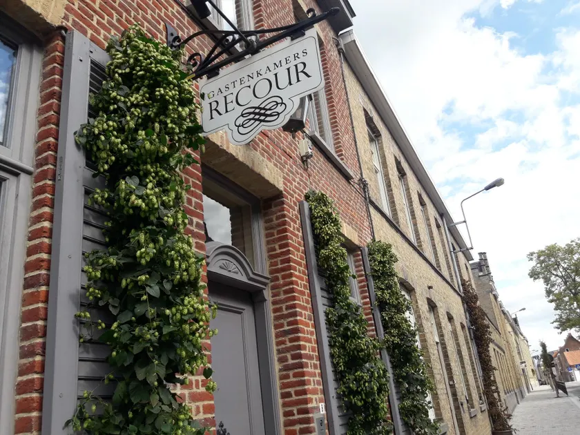Gastenkamers Recour Hotel - Image 1