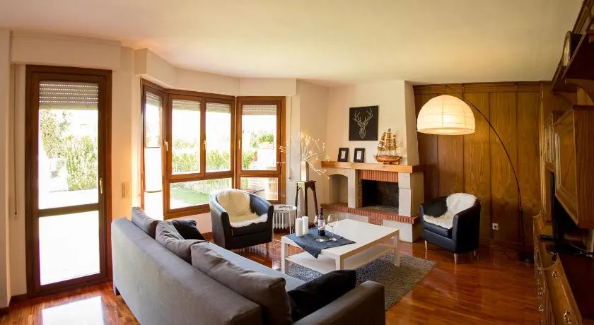 CHALET HARO (LA RIOJA) - Image 1