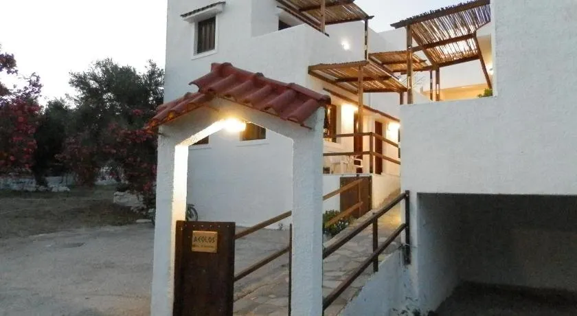 Aeolos Hotel Apartments - Image 1