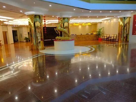 Gold  Deer  Hotel - Image 1